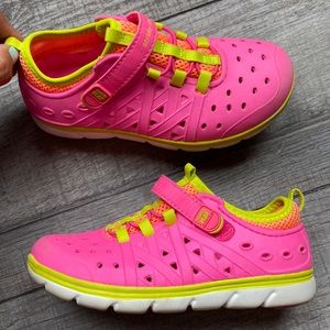 Stride Rite Phibian Sz 12